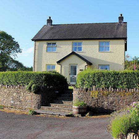 Treberfedd Farm Cottages And Cabins Lampeter Luaran gambar